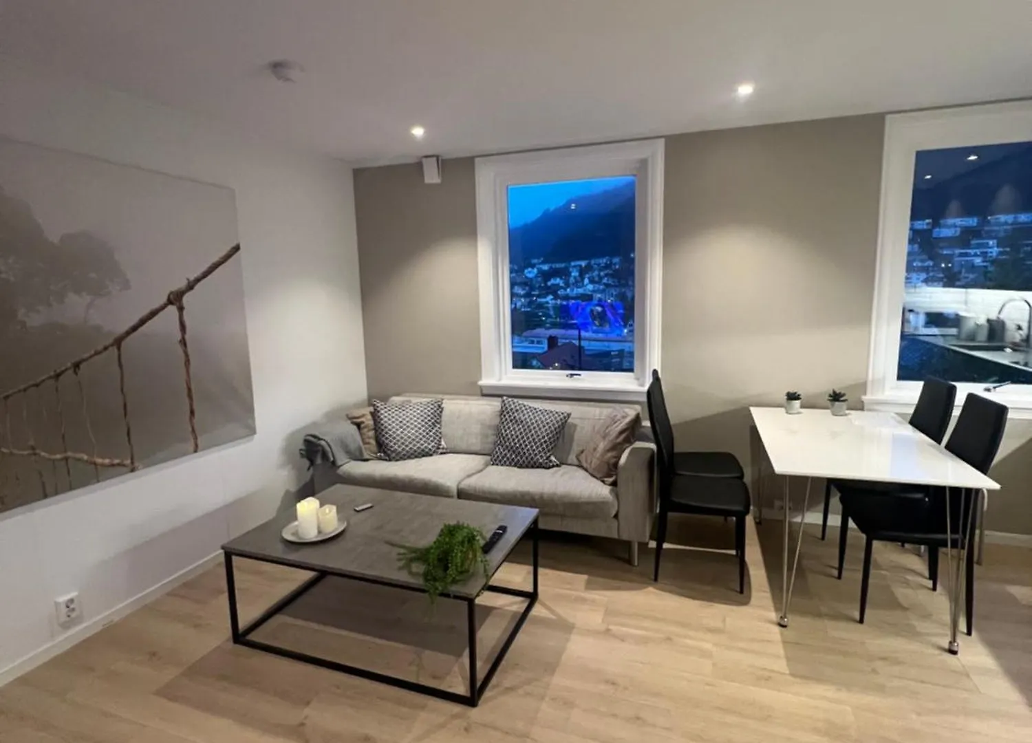 Modern Apartment With Free Parking Bergen
